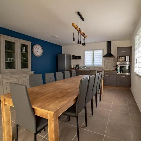Holiday home Gite Les Bouches Rouges Avec Piscine Privee Vesseaux