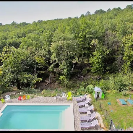 Holiday home Gite Les Bouches Rouges Avec Piscine Privee