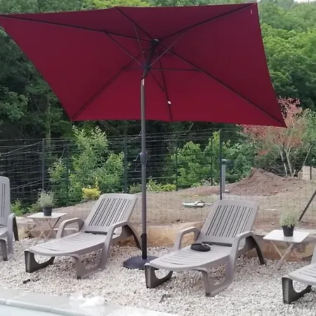 Gite Les Bouches Rouges Avec Piscine Privée * Vesseaux
